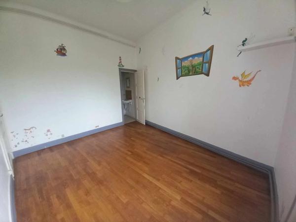 Appartement F3 (1er étage) +garage et terrasse de toit avec vue remarquable