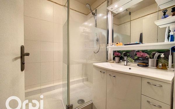 Appartement à vendre    3 pièces •  Châtillon