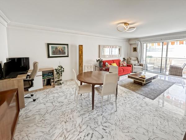 APPARTEMENT DE TYPE 2/3 NICE FLEURS