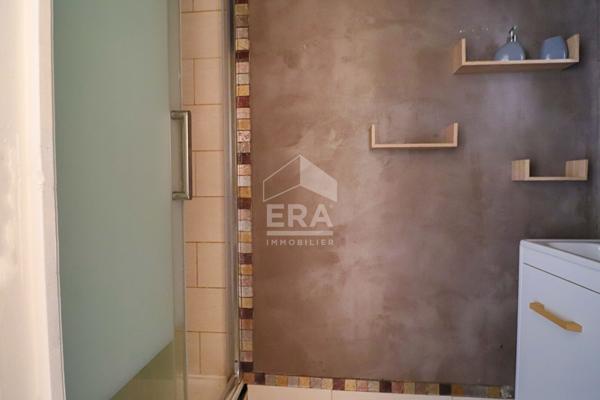 Appartement Marseille 1 pièce transformable en 2 ou 3 pièces lumineux sud loggia dernier étage