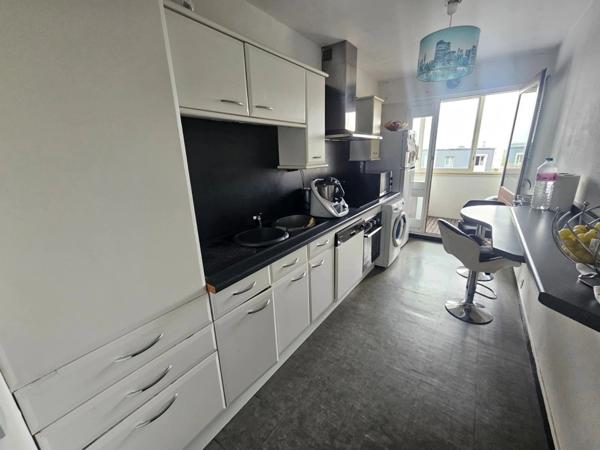 Appartement à vendre 4 pièces RIS ORANGIS (91)