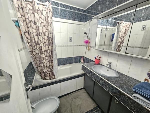 Appartement à vendre 4 pièces RIS ORANGIS (91)