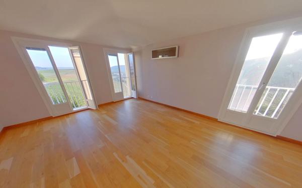 Appartement à vendre    4 pièces • 85 m2 Hautvillers