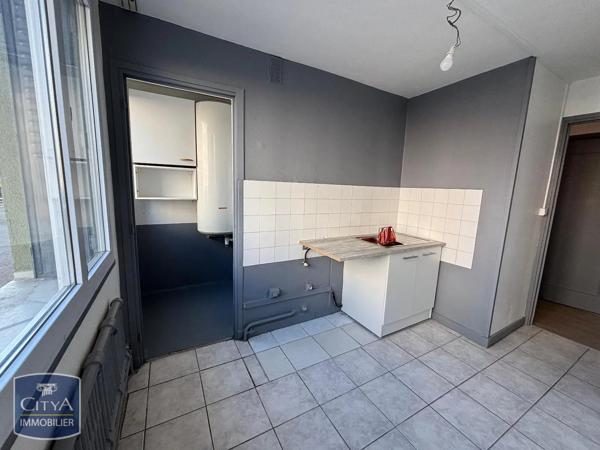 Appartement à louer 4 pièces 69.95m² Mâcon (71000)
