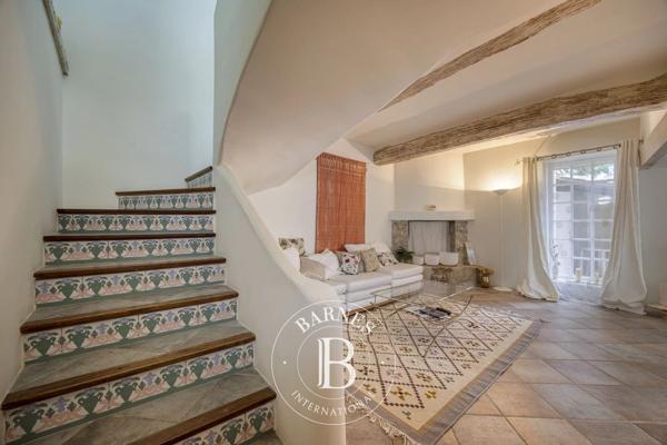 Sault, Propriété  365 m² à vendre