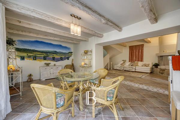 Sault, Propriété  365 m² à vendre