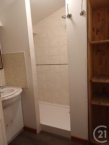 Maison à vendre  4 pièces - 70,17 m 2   PERS  - 79