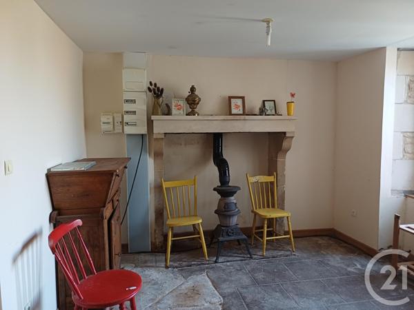 Maison à vendre  4 pièces - 70,17 m 2   PERS  - 79