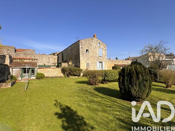 Maison à vendre 3 pièces 67 m² Fontenay-le-Comte