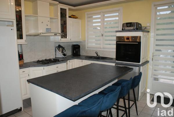 Maison à vendre 6 pièces 152 m² Viry-Châtillon