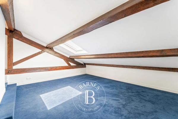 Marseille 8ème, Ensemble immobilier   à vendre