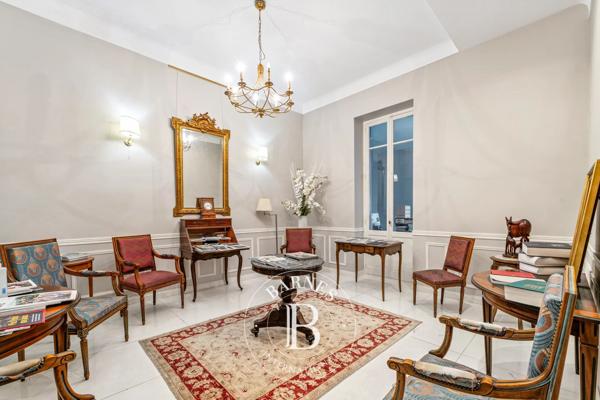 Marseille 8ème, Ensemble immobilier   à vendre