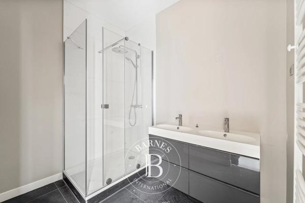 Marseille 8ème, Ensemble immobilier   à vendre
