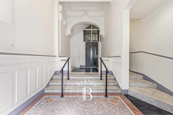Marseille 8ème, Ensemble immobilier   à vendre