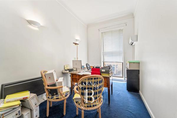 Marseille 8ème, Ensemble immobilier   à vendre