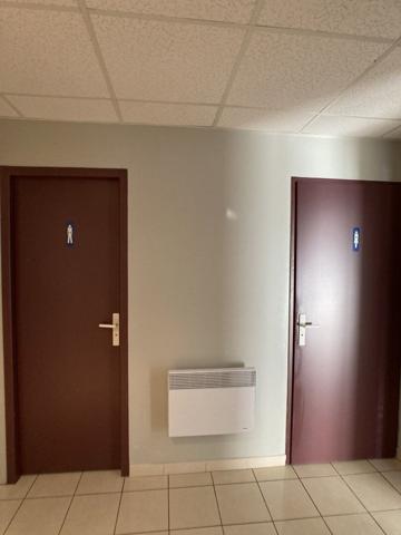 Local d'activité - Bureaux et Parking - GRAMONT GABARDIE