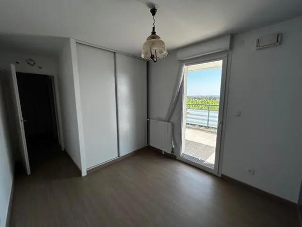 Appartement à vendre 5 pièces 104.81m²