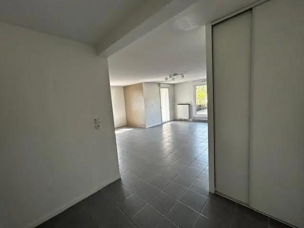 Appartement à vendre 5 pièces 104.81m²