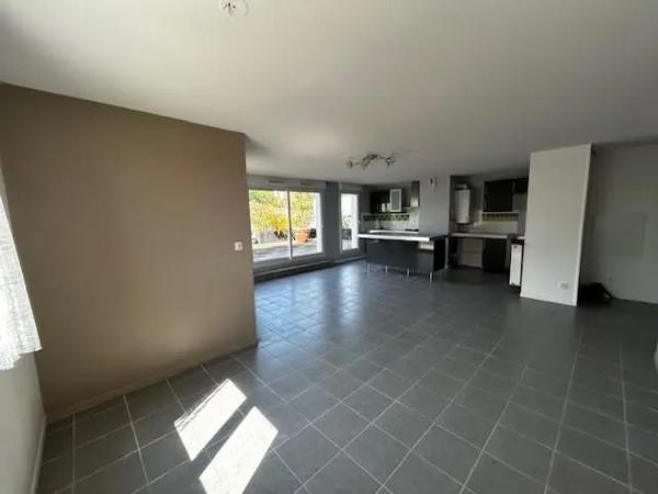 Appartement à vendre 5 pièces 104.81m²