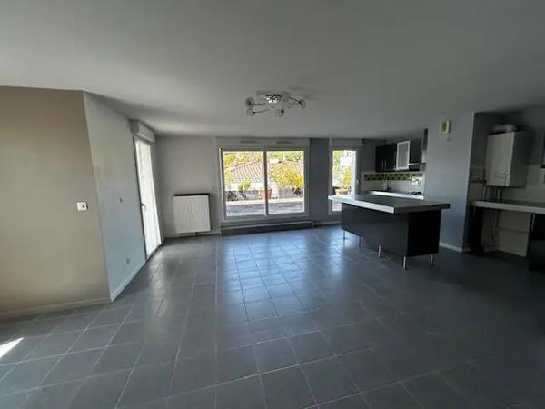 Appartement à vendre 5 pièces 104.81m²