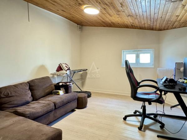 SAINT-YRIEIX-SUR-CHARENTE –Maison familiale de 182M² avec garage de 77 M² et terrrain clos de 1 700 M²