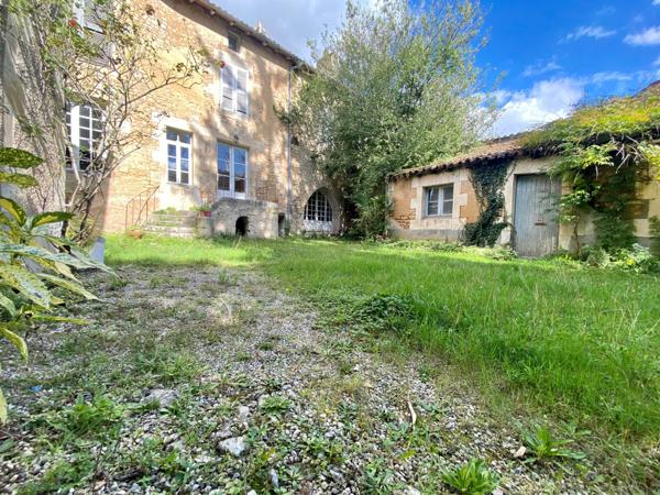 MAISON TYPE 10 - POITIERS CENTRE-VILLE Poitiers (86000)