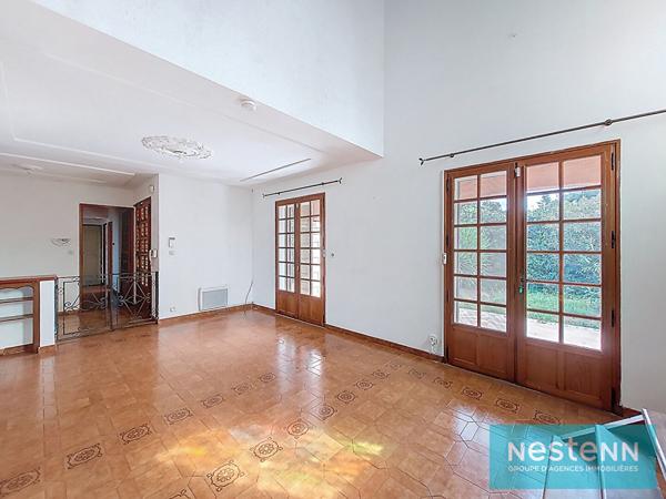 Maison à vendre à Fos sur Mer - 5 pièces, 4 chambres, jardin spacieux