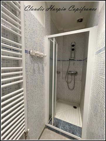 Dpt (79), à vendre ALLONNE maison P7 - 182 m² habitable - 5 ch -