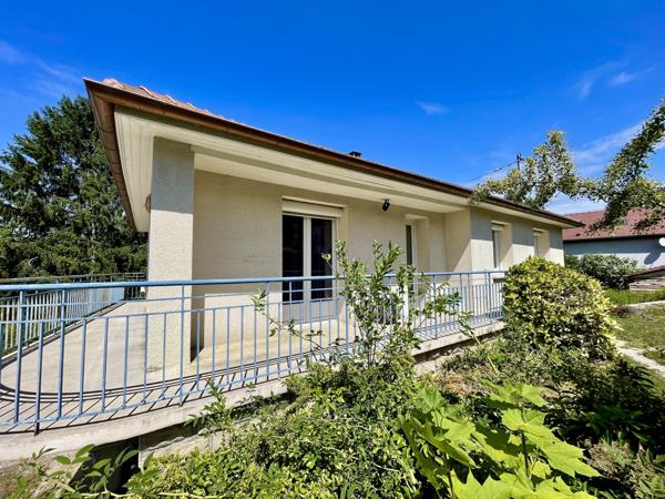 Maison 5 chambres avec beau terrain aux portes de Lons le Saunier