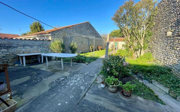 Maison à vendre    5 pièces •  Le Château-d'Oléron