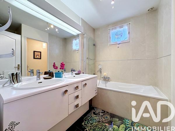 Maison à vendre 7 pièces 179 m² Saint-Germain-lès-Corbeil