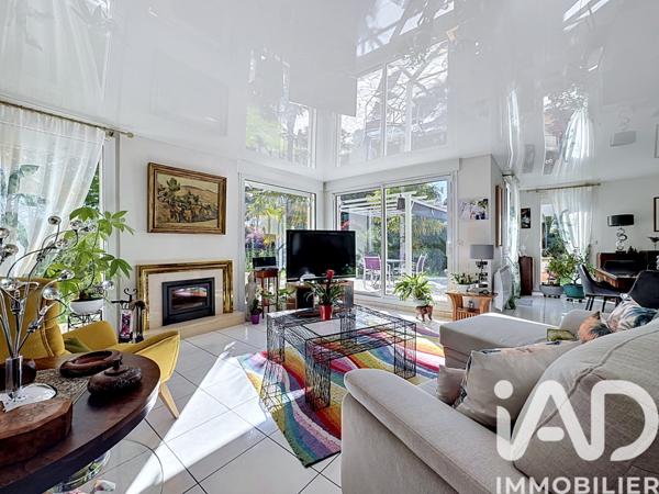 Maison à vendre 7 pièces 179 m² Saint-Germain-lès-Corbeil