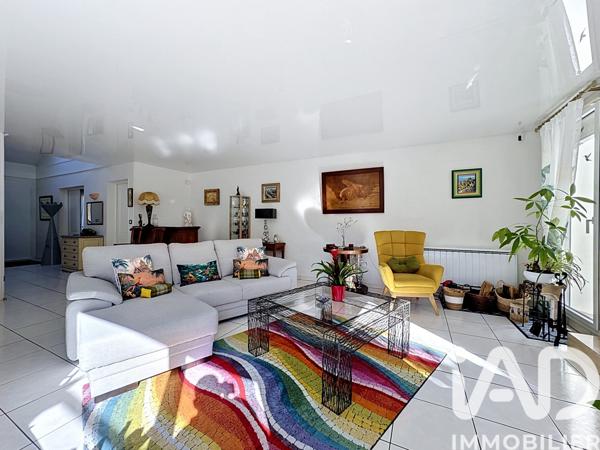 Maison à vendre 7 pièces 179 m² Saint-Germain-lès-Corbeil
