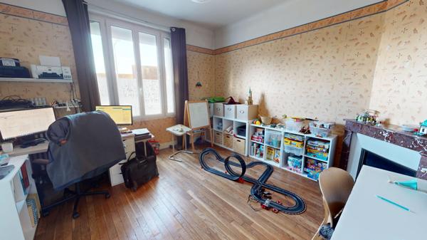 Vente Maison140 m² - 6 Pièces - SAINT JEAN LE BLANC (45650)