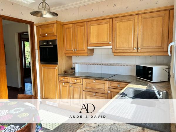 Maison
         7 pièces
        - 135 m² Bien prestige 550 000 € *