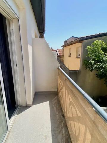 Bordeaux Saint-Nicolas T1 bis avec balcon