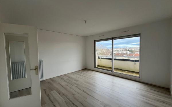 Appartement à louer    3 pièces •  Limoges