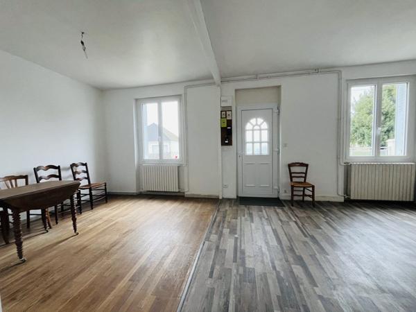 Maison à vendre 92 000 € Saint-Amand-Montrond 4 p 101 m² DPE E