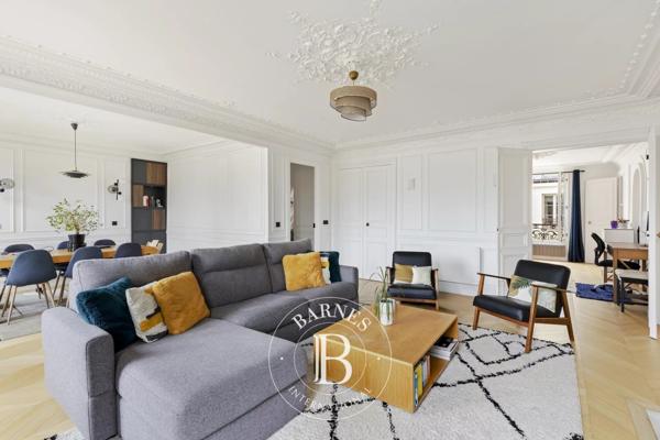 Paris 10ème, Appartement 3 Chambres -  150 m² à vendre