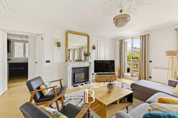 Paris 10ème, Appartement 3 Chambres -  150 m² à vendre