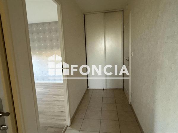 Location Appartement 3 pièces 70.12 m² - 12-14 RUE NEUVE TUDELLE Orleans 45000