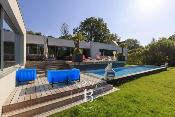 Bièvres, Maison 5 Chambres -  390 m² à vendre