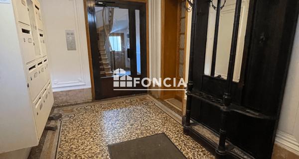 Location Appartement 4 pièces 88.15 m² - Paris 75014