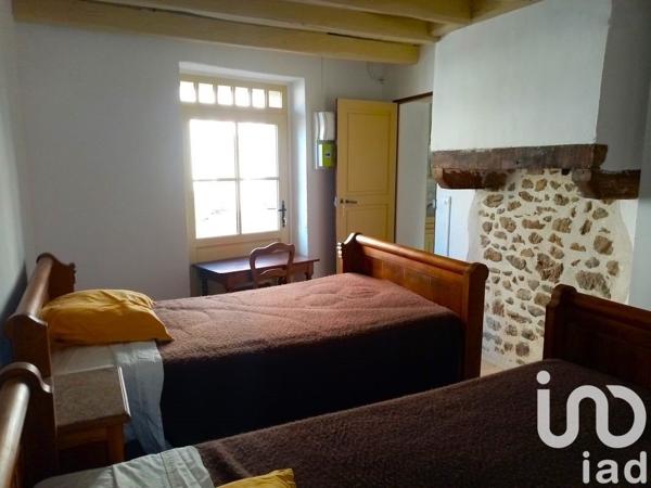 Maison de ville 4 pièces de 74 m² à Magnac-Laval (87190)