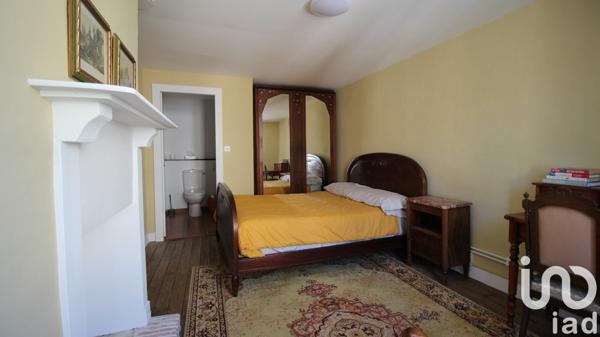 Maison de ville 4 pièces de 74 m² à Magnac-Laval (87190)