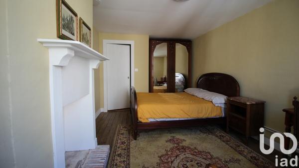 Maison de ville 4 pièces de 74 m² à Magnac-Laval (87190)