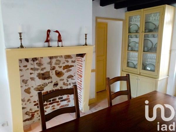 Maison de ville 4 pièces de 74 m² à Magnac-Laval (87190)