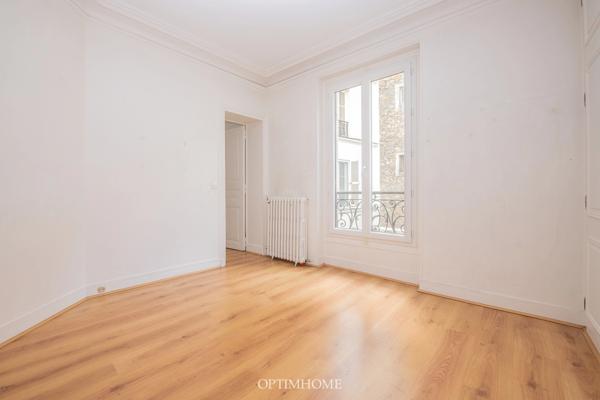Appartement de 3 pièces / 69 m² SAINT MANDE (94) - Quartier Notre Dame - proche Bois de Vincennes - Fort potentiel - A rénover