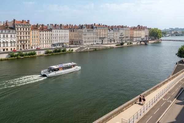 Lyon 5ᵉ – Vieux Lyon – Appartement d'angle de 203 m² – Vues Saône et Palais Saint-Jean