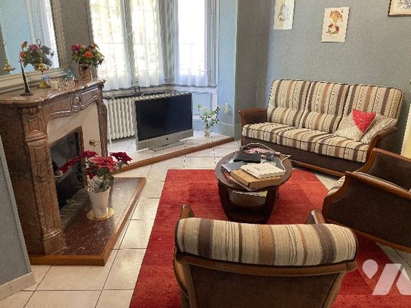 A 2 pas du centre ville – Cette magnifique maison de Maître de 158 m² habitable